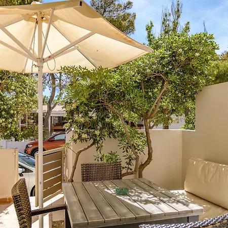 Hotell Iakinthos, 4*
