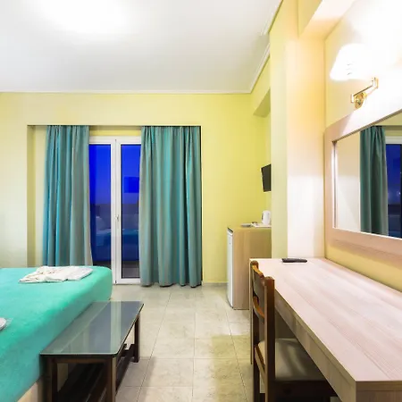 Iakinthos, 4* Tsilivi (Zakynthos)