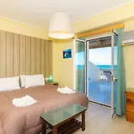 Iakinthos, Hotel 4*