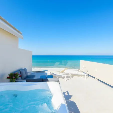 Iakinthos, Циливи