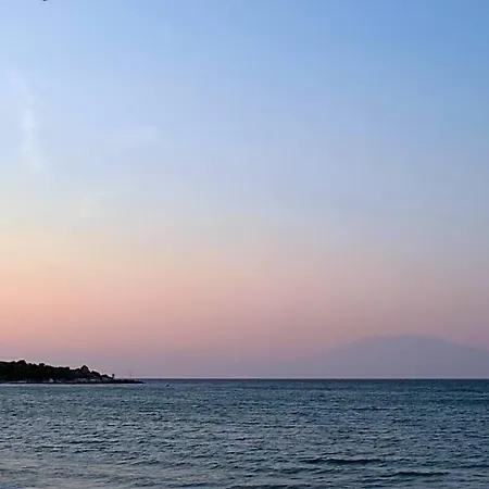 Iakinthos, Hotel 4*