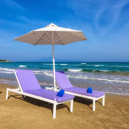 Iakinthos, 4*