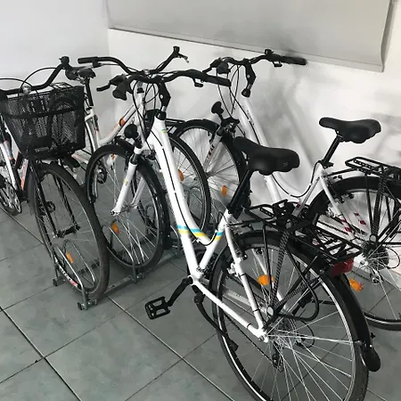 מלון Iakinthos, 4*