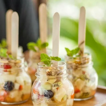 Отель Iakinthos, 4*