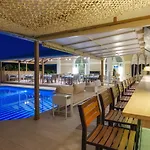 Szálloda Iakinthos, 4*