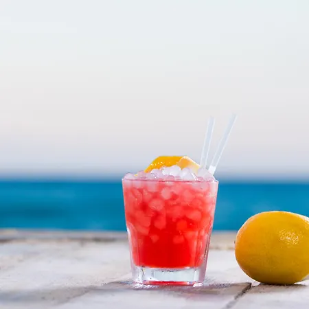 ラキントス ビーチ ホテル チィリヴィ