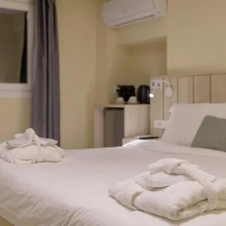 Iakinthos, 4* Ciliví