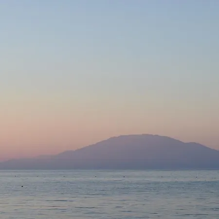 Iakinthos, Hotel 4*