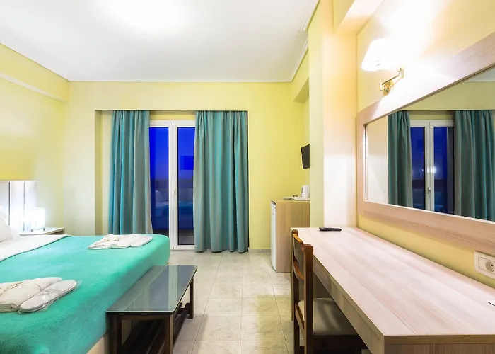 Iakinthos, 4* Tsilivi (Zakynthos)